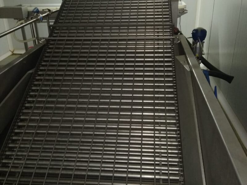 Enfriadora y peladora de huevos